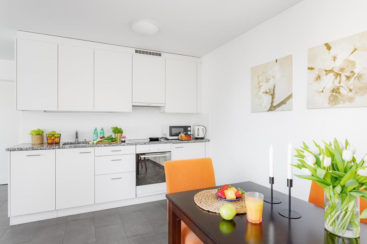 Swiss Star Oerlikon District Apartamento Zúrich Exterior foto